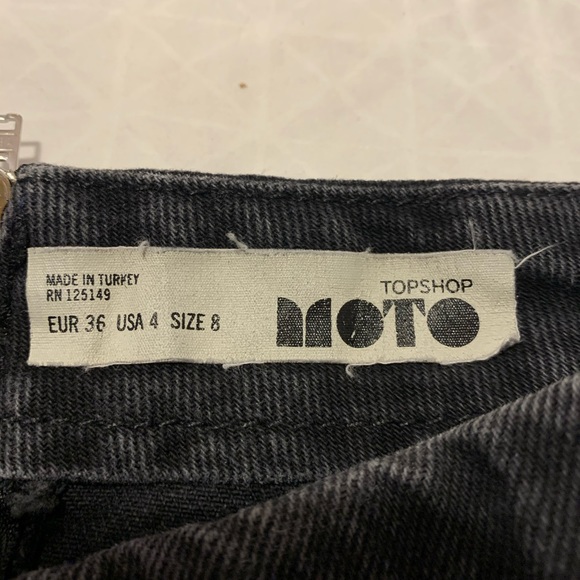 TOPSHOP Denim Mini Skirt - Picture 3 of 4